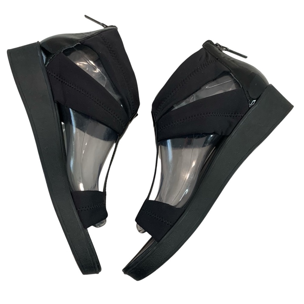 DONALD J PLINER Voni Patent Leather & Nylon Zip Back Women's Sandals - Picture 6 of 13